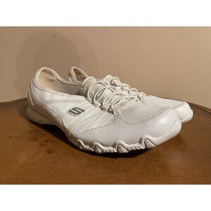 Skechers Women’s Slip On Comfort White Sneaker Shoes Size: 11 (21140) (F150)